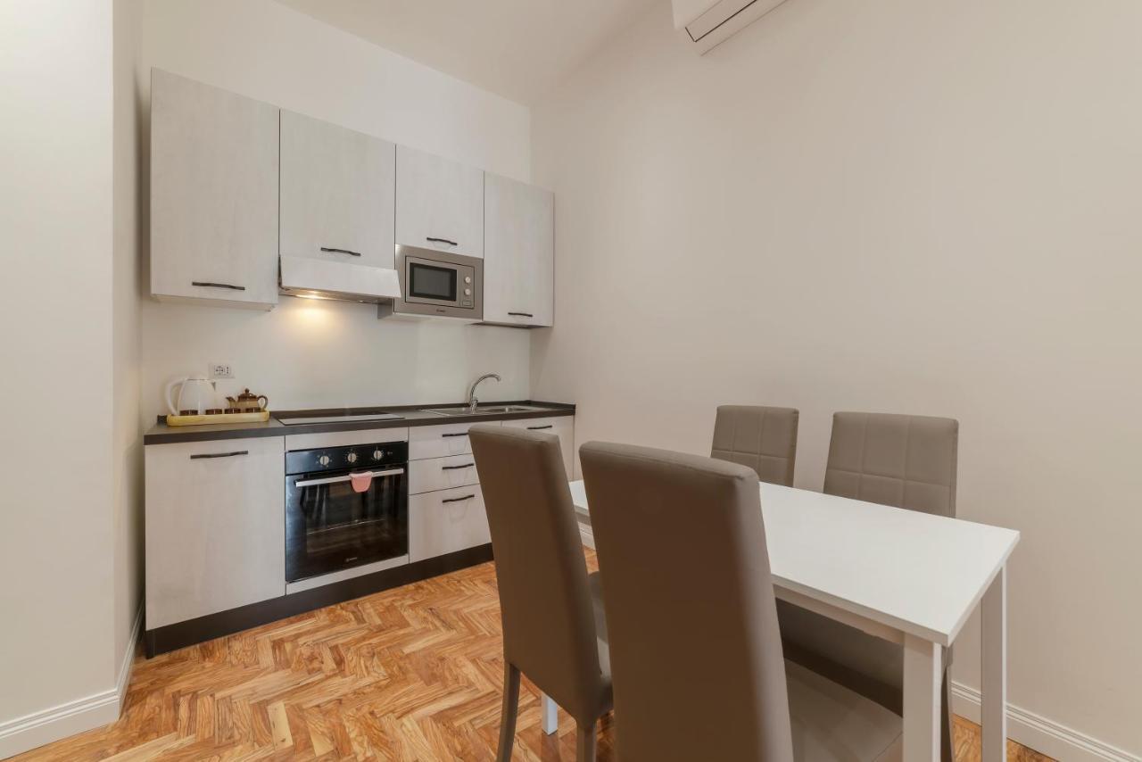 Rione Prati Elegant Apartment With Balcony Рим Екстериор снимка