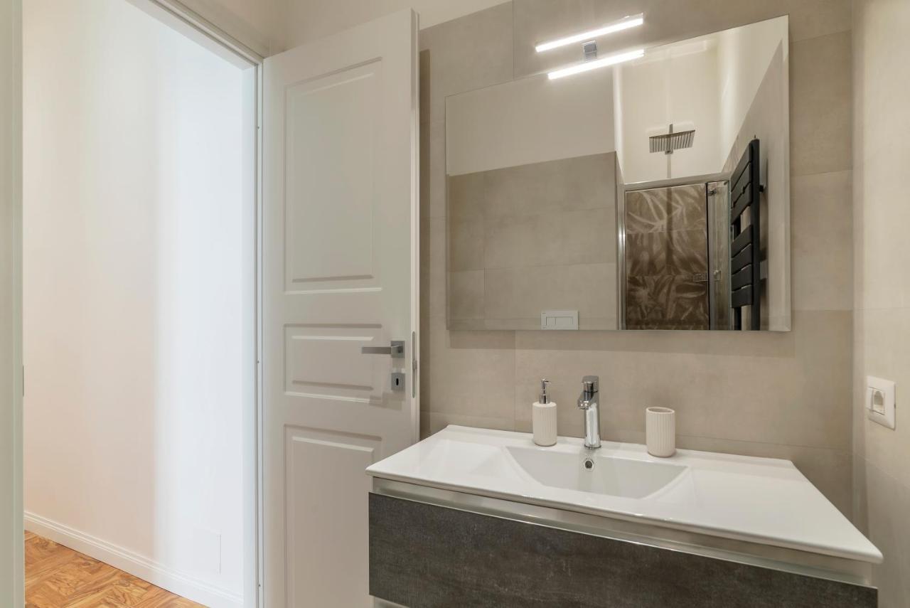 Rione Prati Elegant Apartment With Balcony Рим Екстериор снимка